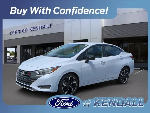 2023 Nissan Versa SR