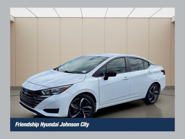 2025 Nissan Versa SR