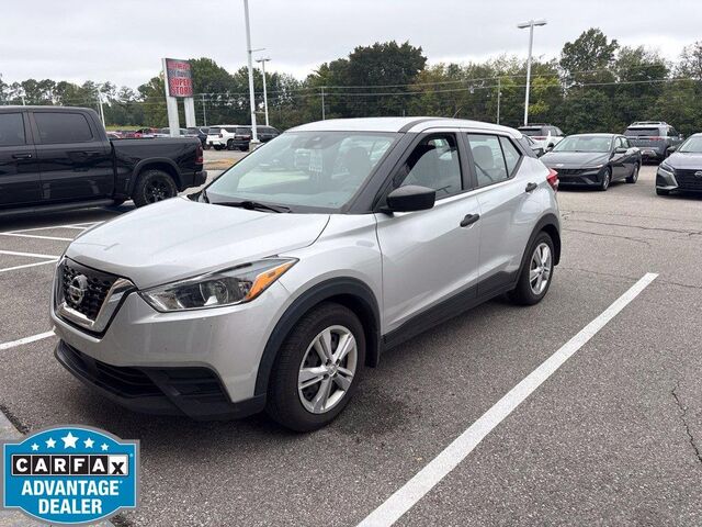 2020 Nissan Kicks S