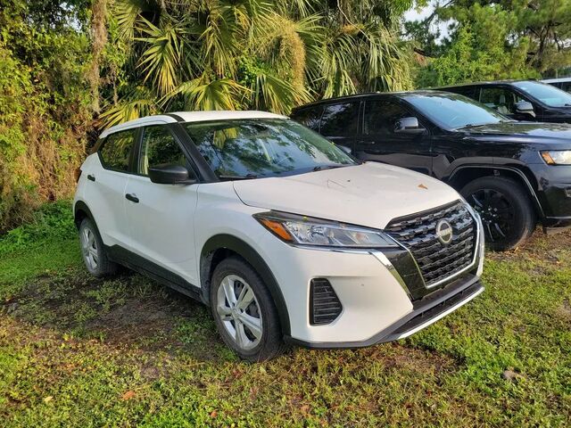 2024 Nissan Kicks S