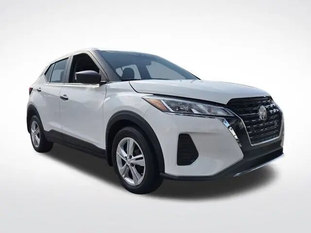 2023 Nissan Kicks S