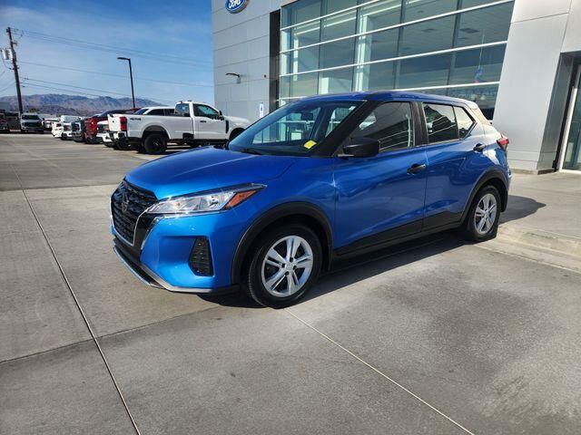2021 Nissan Kicks S