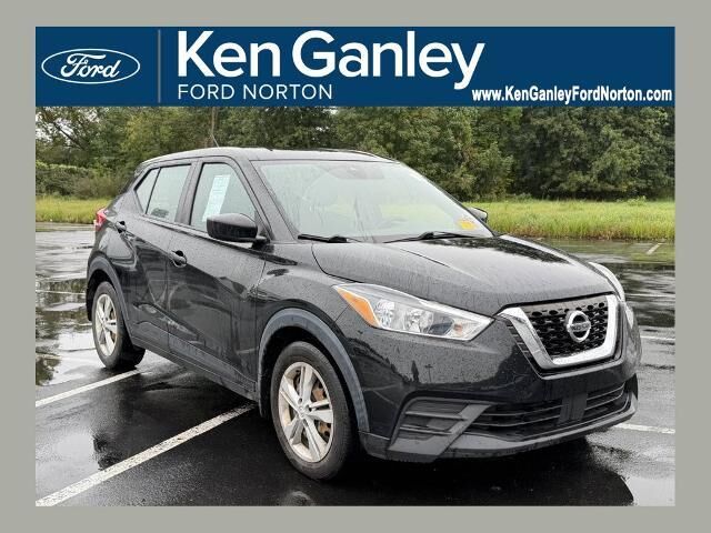 2020 Nissan Kicks S