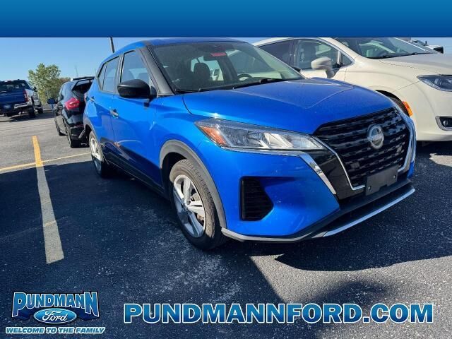 2022 Nissan Kicks S