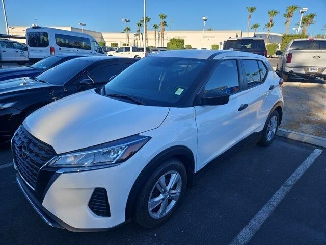 2022 Nissan Kicks S