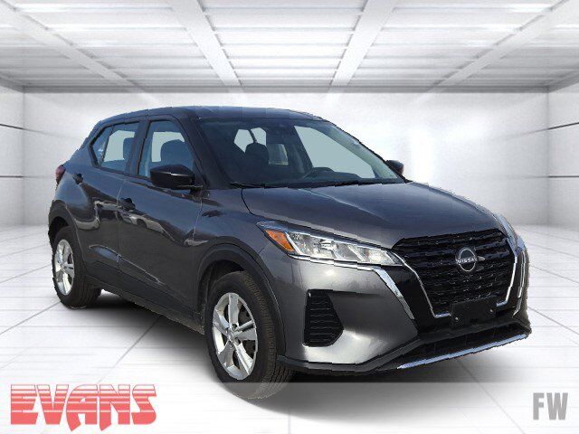 2024 Nissan Kicks S
