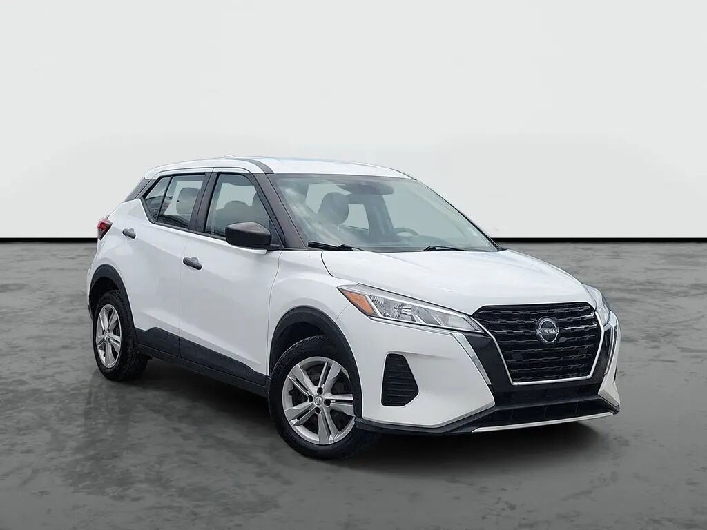 2024 Nissan Kicks S — photo 1 of 29