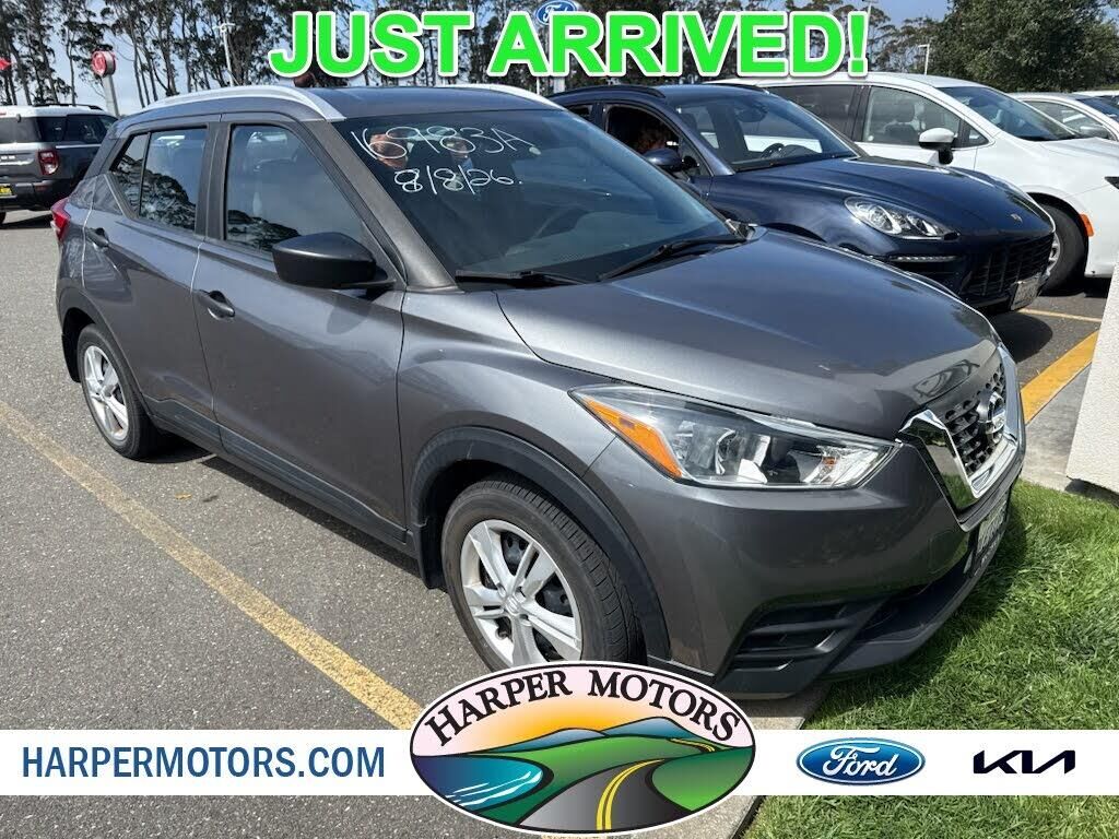 2019 Nissan Kicks S — photo 1 of 1