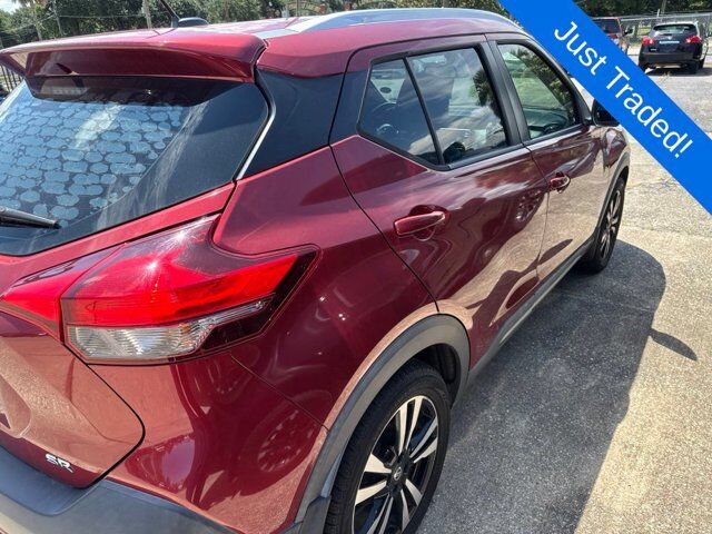 2019 Nissan Kicks SR