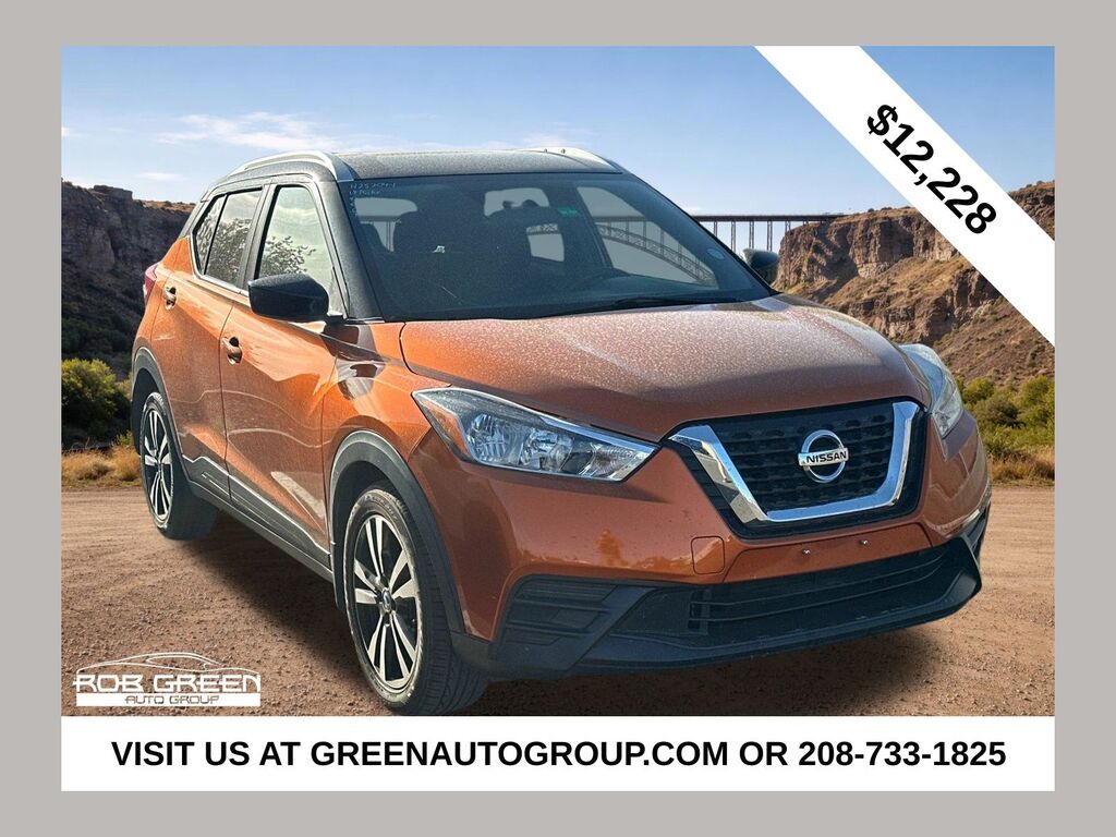 2019 Nissan Kicks SV — photo 1 of 2