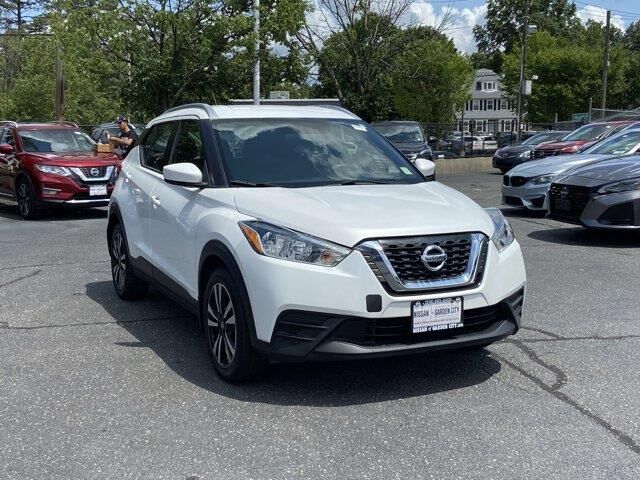 2019 Nissan Kicks S