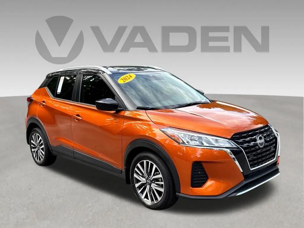 2024 Nissan Kicks SV — photo 1 of 13