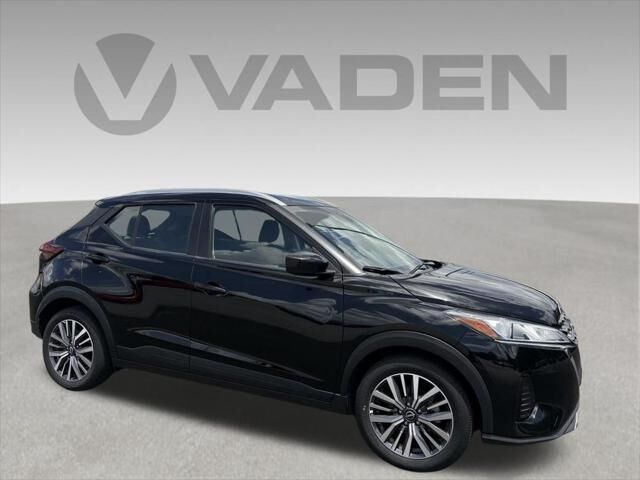 2024 Nissan Kicks SV — photo 1 of 13