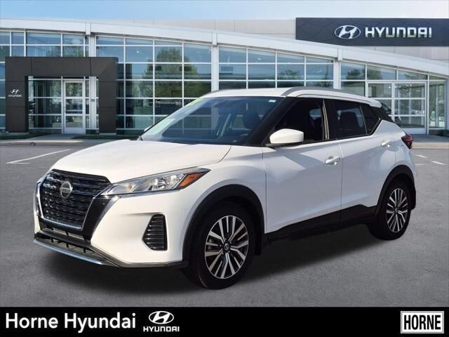 2021 Nissan Kicks SV