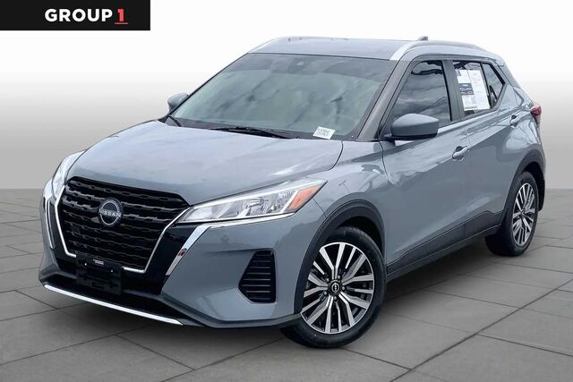 2023 Nissan Kicks SV