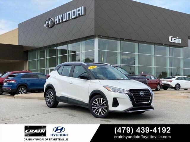 2023 Nissan Kicks SV — photo 1 of 13
