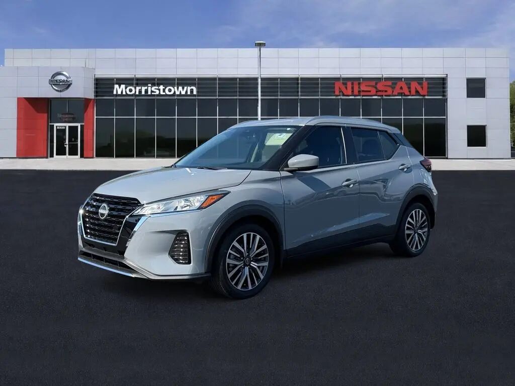 2023 Nissan Kicks SV — photo 1 of 13
