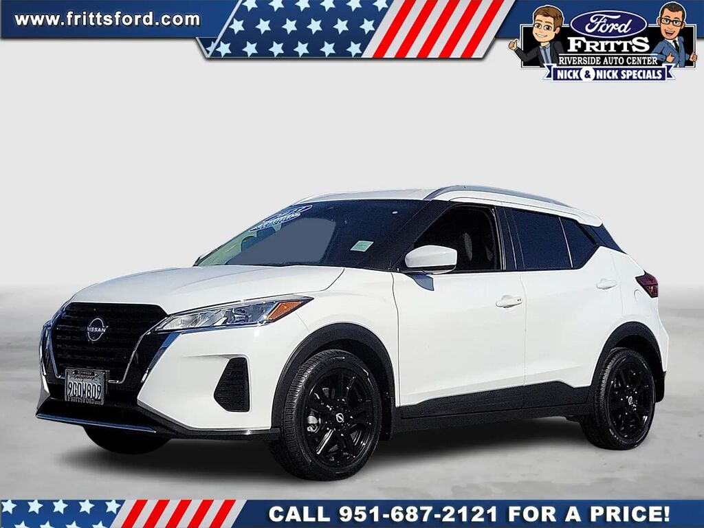 2023 Nissan Kicks SV — photo 1 of 13
