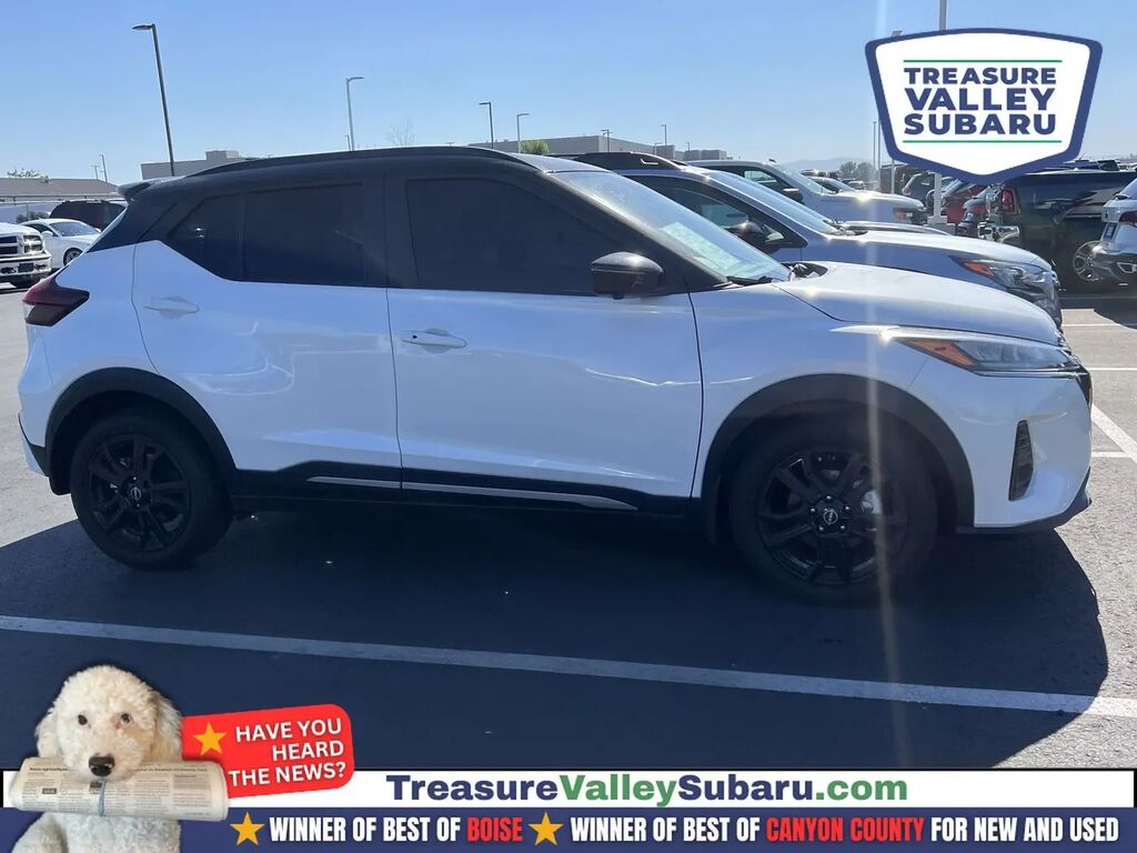 2024 Nissan Kicks SR — photo 1 of 12