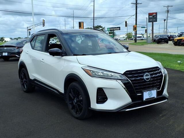 2024 Nissan Kicks SR