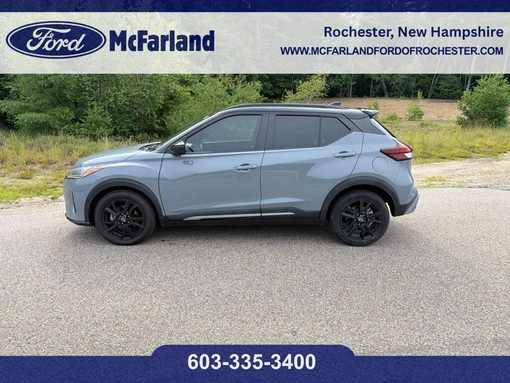 2022 Nissan Kicks SR — photo 1 of 34