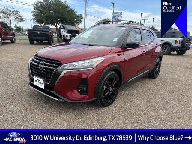 2023 Nissan Kicks SR