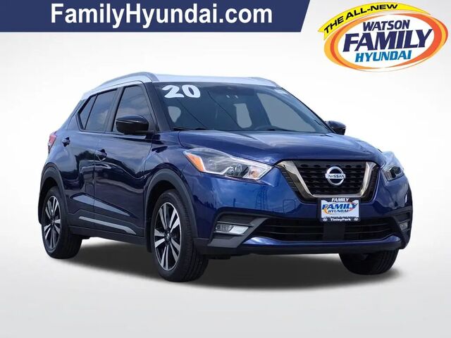 2020 Nissan Kicks SR