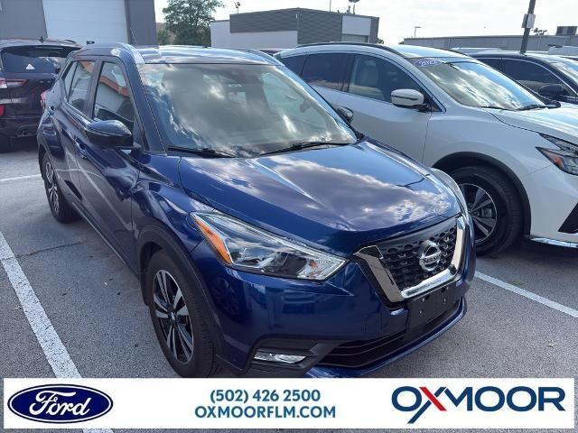 2020 Nissan Kicks SR