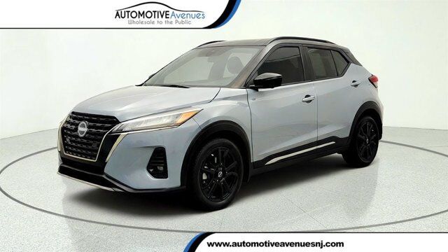 2023 Nissan Kicks SR