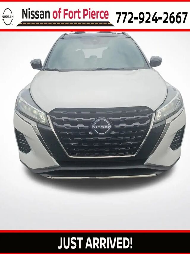 2024 Nissan Kicks SR