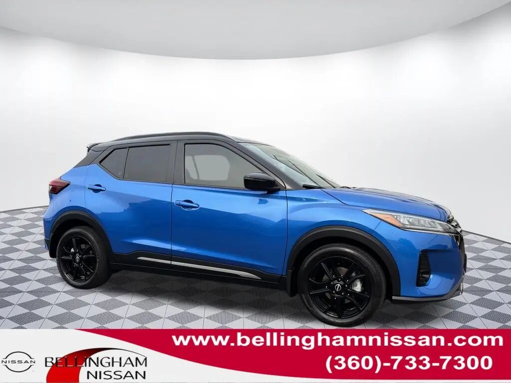 2024 Nissan Kicks SR — photo 1 of 13