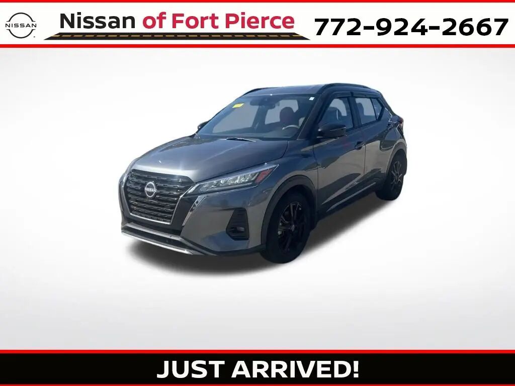2024 Nissan Kicks SR — photo 1 of 13