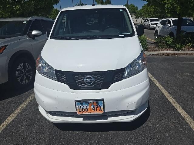 2021 Nissan NV200 S