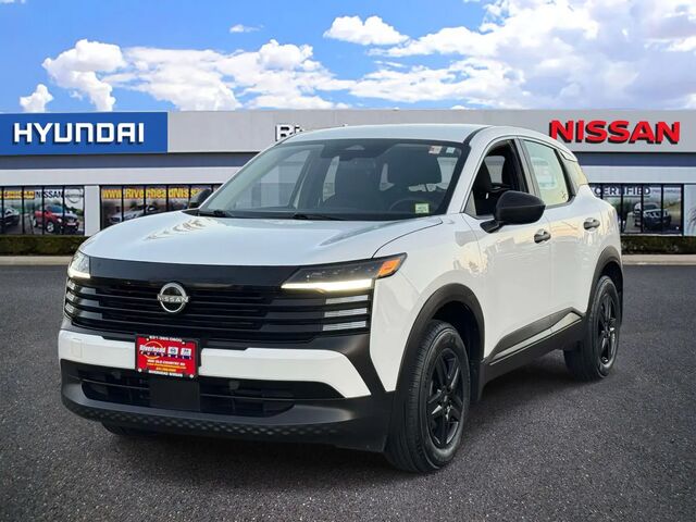 2025 Nissan Kicks S