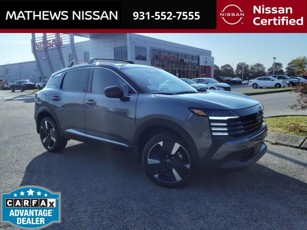 2025 Nissan Kicks SR — photo 1 of 13