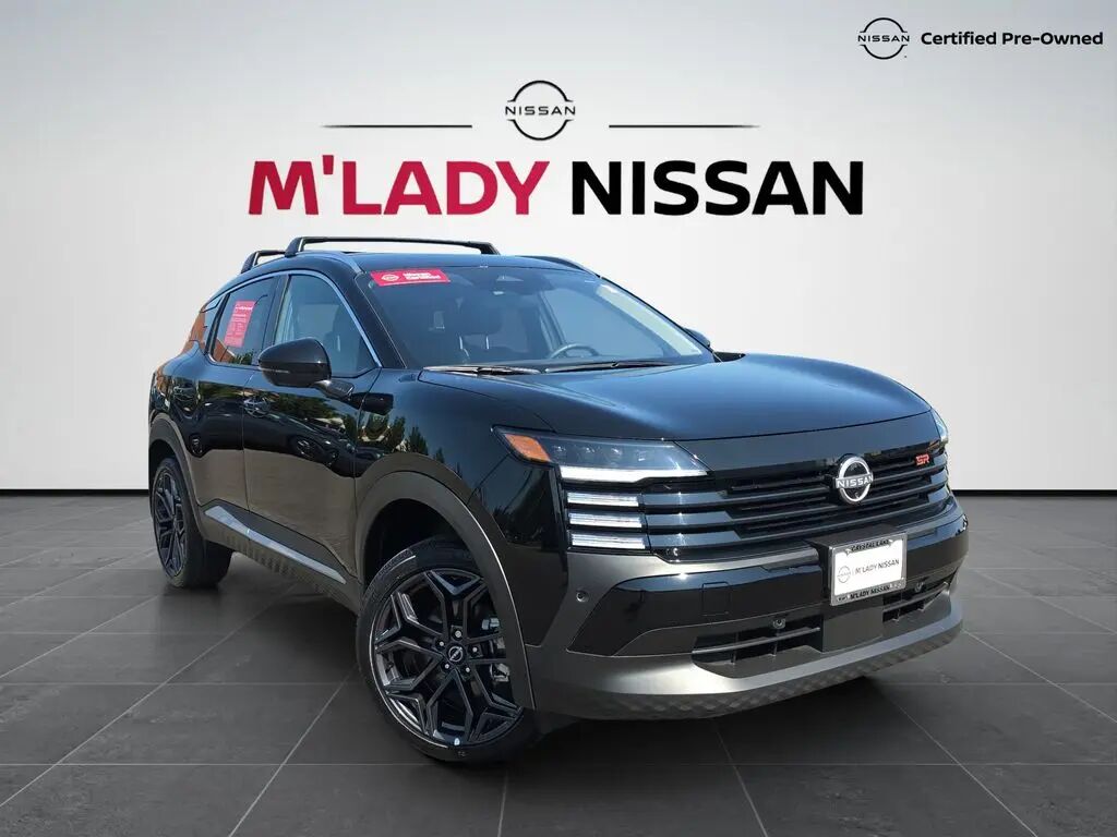 2026 Nissan Kicks SR — photo 1 of 13