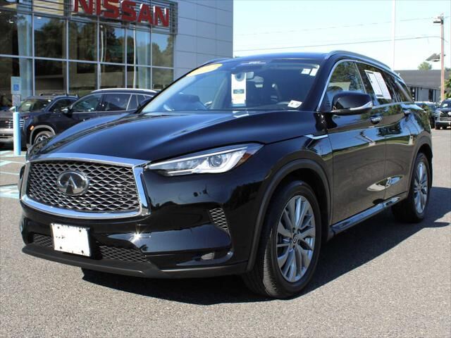 2025 INFINITI QX50 Luxe