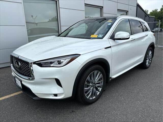 2025 INFINITI QX50 Luxe