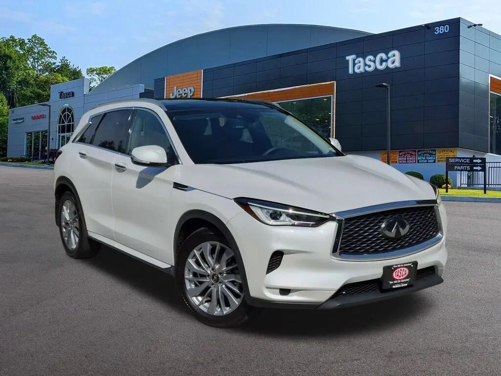 2023 INFINITI QX50 Luxe — photo 1 of 13