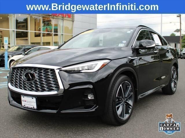 2023 INFINITI QX55 Essential — photo 1 of 13