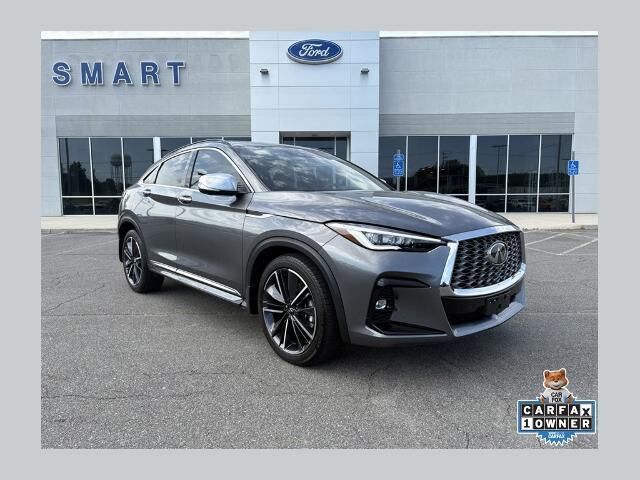 2023 INFINITI QX55 Essential — photo 1 of 2