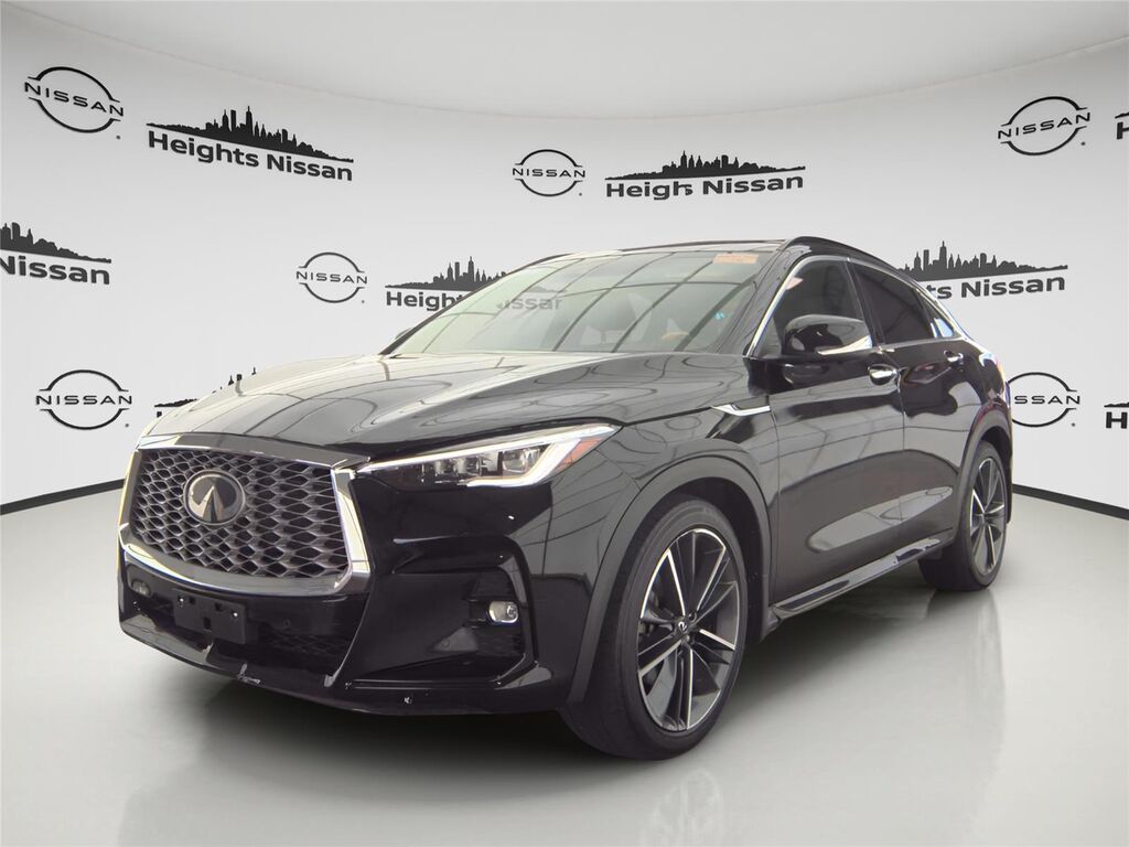 2023 INFINITI QX55 Essential