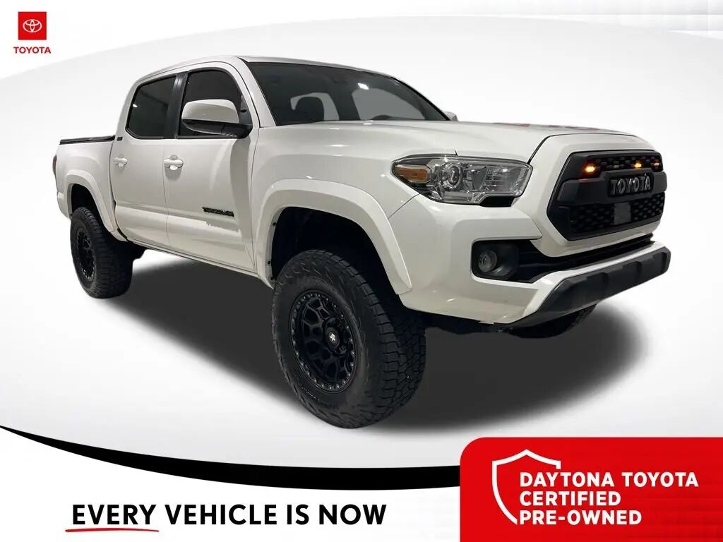 2023 Toyota Tacoma TRD Off-Road — photo 1 of 10