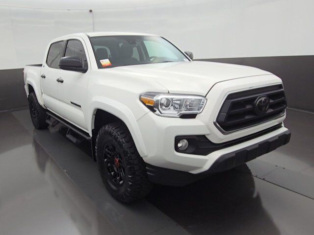 2022 Toyota Tacoma 2WD SR5