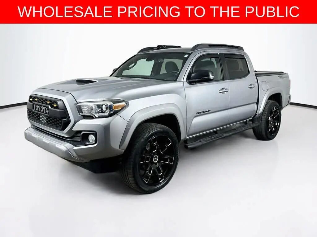 2020 Toyota Tacoma TRD Sport — photo 1 of 13