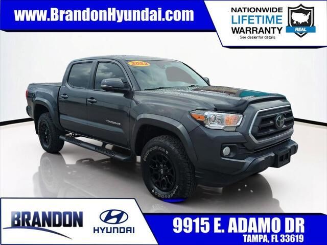 2022 Toyota Tacoma SR5 V6 — photo 1 of 13