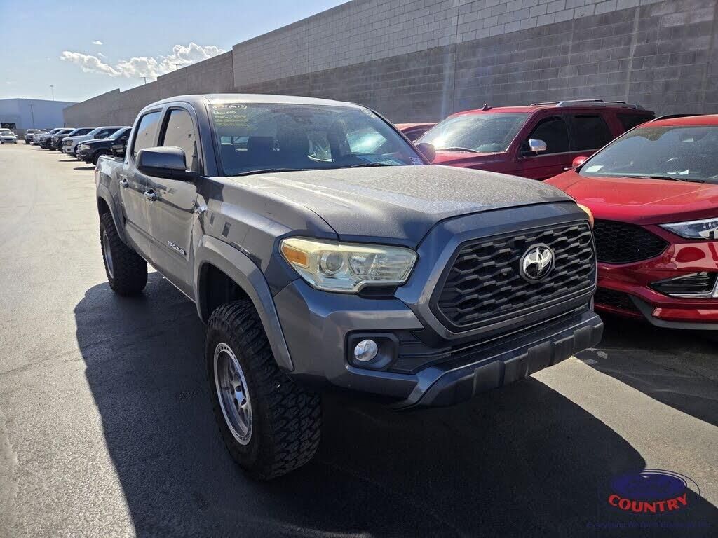 2018 Toyota Tacoma TRD Off-Road — photo 1 of 1