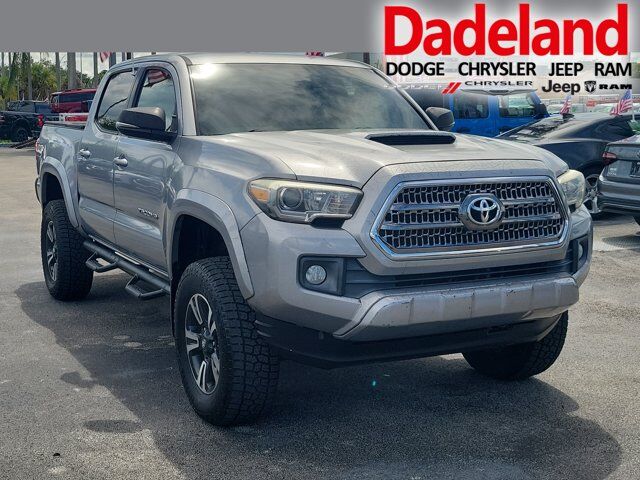 2016 Toyota Tacoma TRD Sport