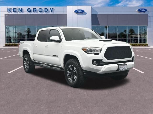 2017 Toyota Tacoma TRD Sport