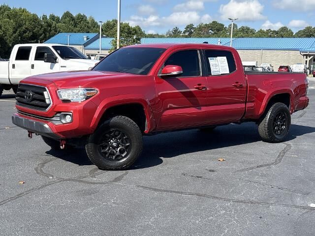 2022 Toyota Tacoma TRD Sport — photo 1 of 13